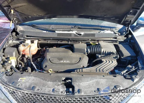 2017 Chrysler Pacifica Limited z USA, uszkodzony, nr VIN 2C4RC1GG8HR635556